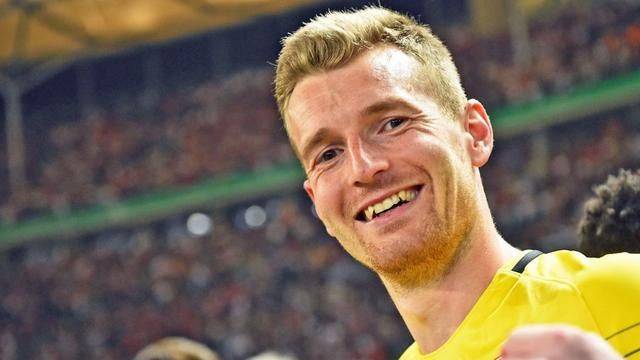 爱游戏娱乐-关于赛前体能课后，拉齐奥迎来里程碑备战法甲，更衣室稳定，团队化学反应显著的信息