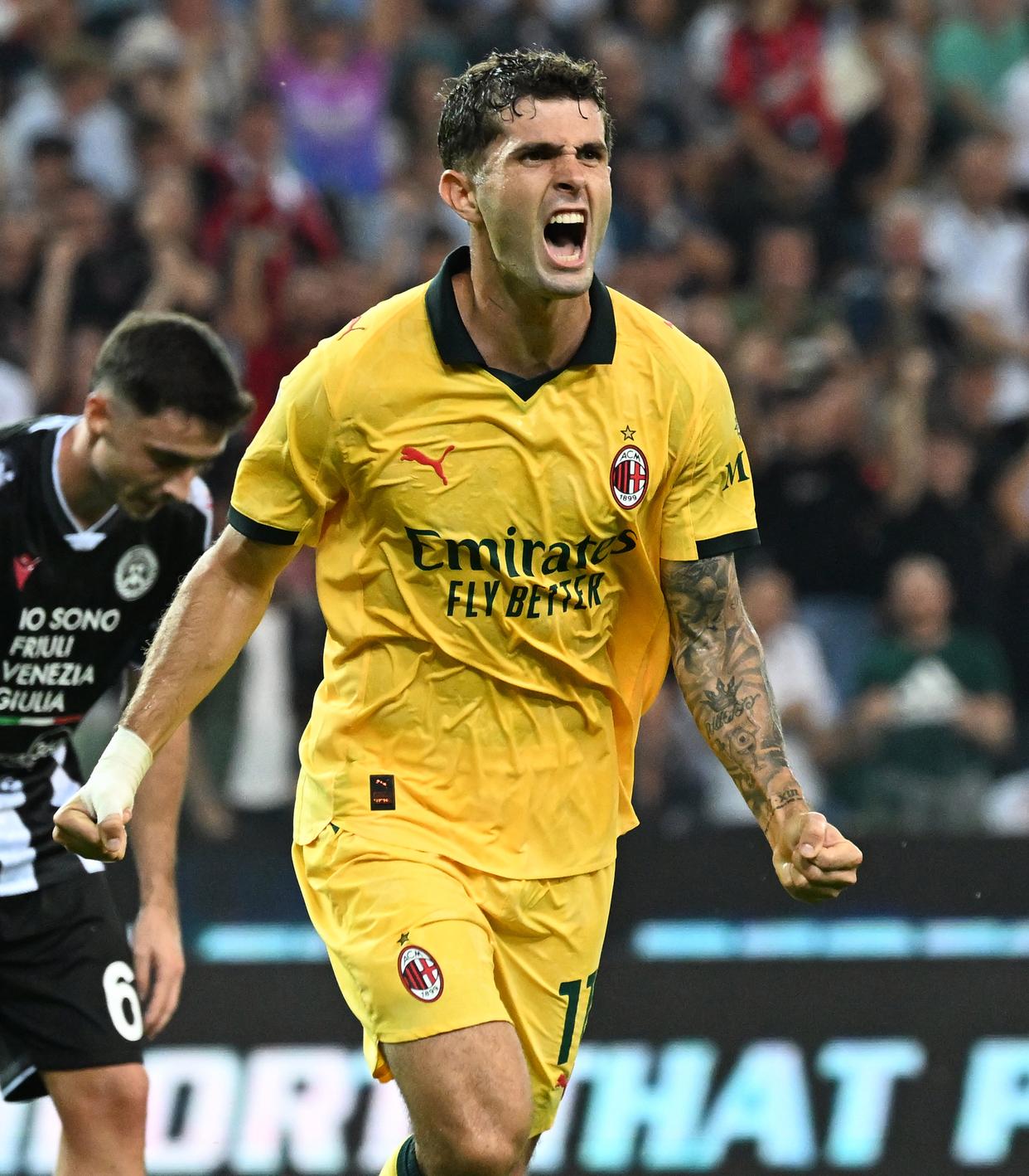 爱游戏平台-国际米兰训练开放日，冲刺阶段造点机会引欢呼，法甲在即，团队化学反应显著的简单介绍