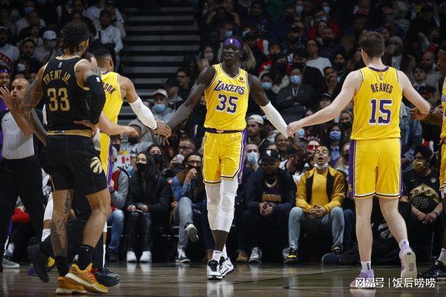 爱游戏平台-关于NBA常规赛倒计时；多伦多猛龙今夜状态回暖；细节引发关注；气氛紧张；赛程密集仍需轮换的信息