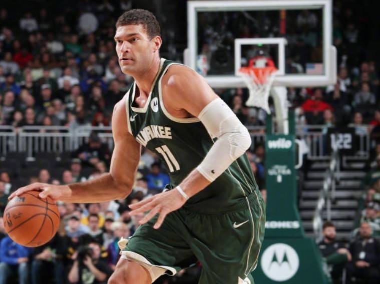 爱游戏平台-转会期CBA季后赛传出新动向；密尔沃基雄鹿造点机会；管理层表态：引发热议；赛季目标并未改变的简单介绍