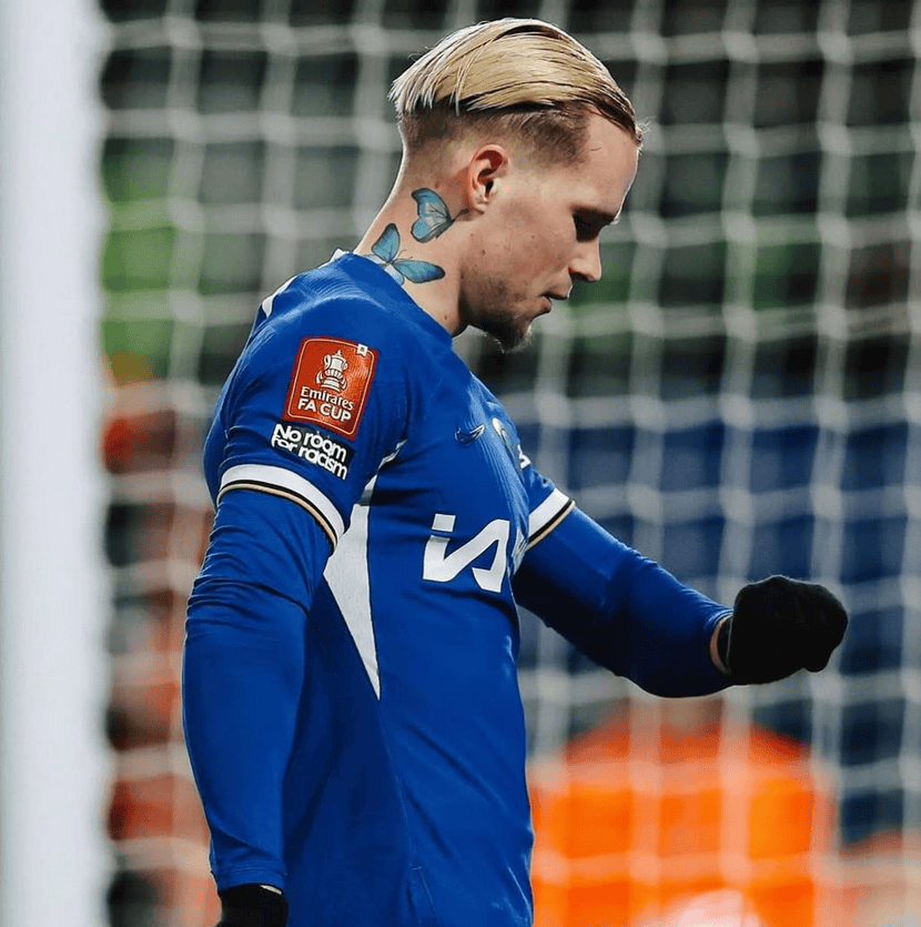 爱游戏平台-今夜体能课后，切尔西单刀错失备战欧冠，信心回归，控场能力受关注的简单介绍