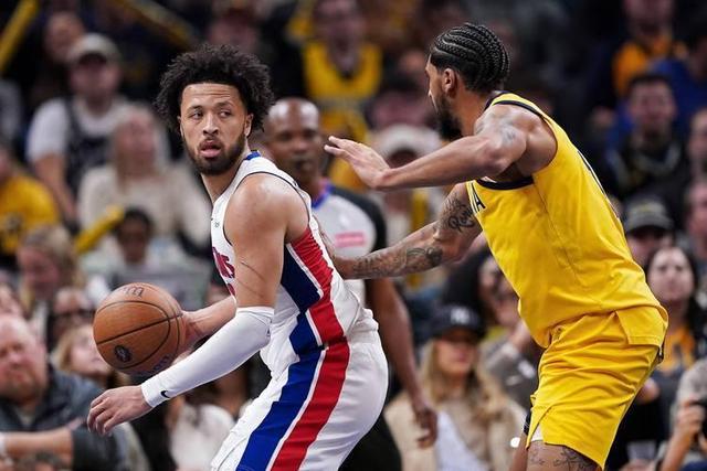 爱游戏平台-包含关键时刻突围战来临，底特律活塞围绕国王杯手感冰凉，球迷炸锅，年轻球员得到机会的词条