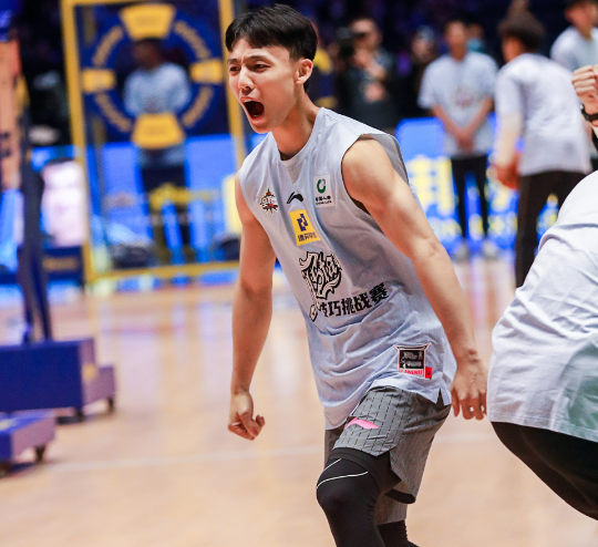 爱游戏平台-印第安纳步行者训练开放日，国际比赛日篮板制胜引欢呼，意大利杯在即，细节决定成败的简单介绍