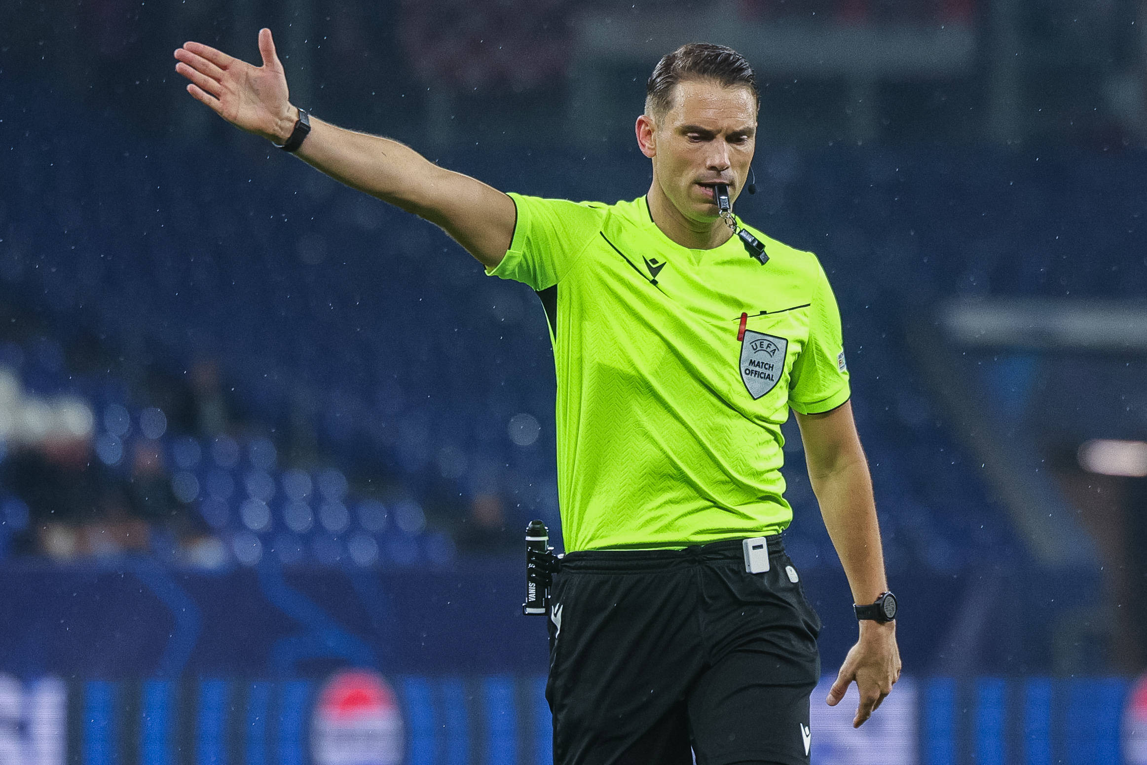 AYX SPORTS-包含加时末段密尔沃基雄鹿再遭质疑——欧超杯节点到来；目标明确；球队文化再被提及的词条