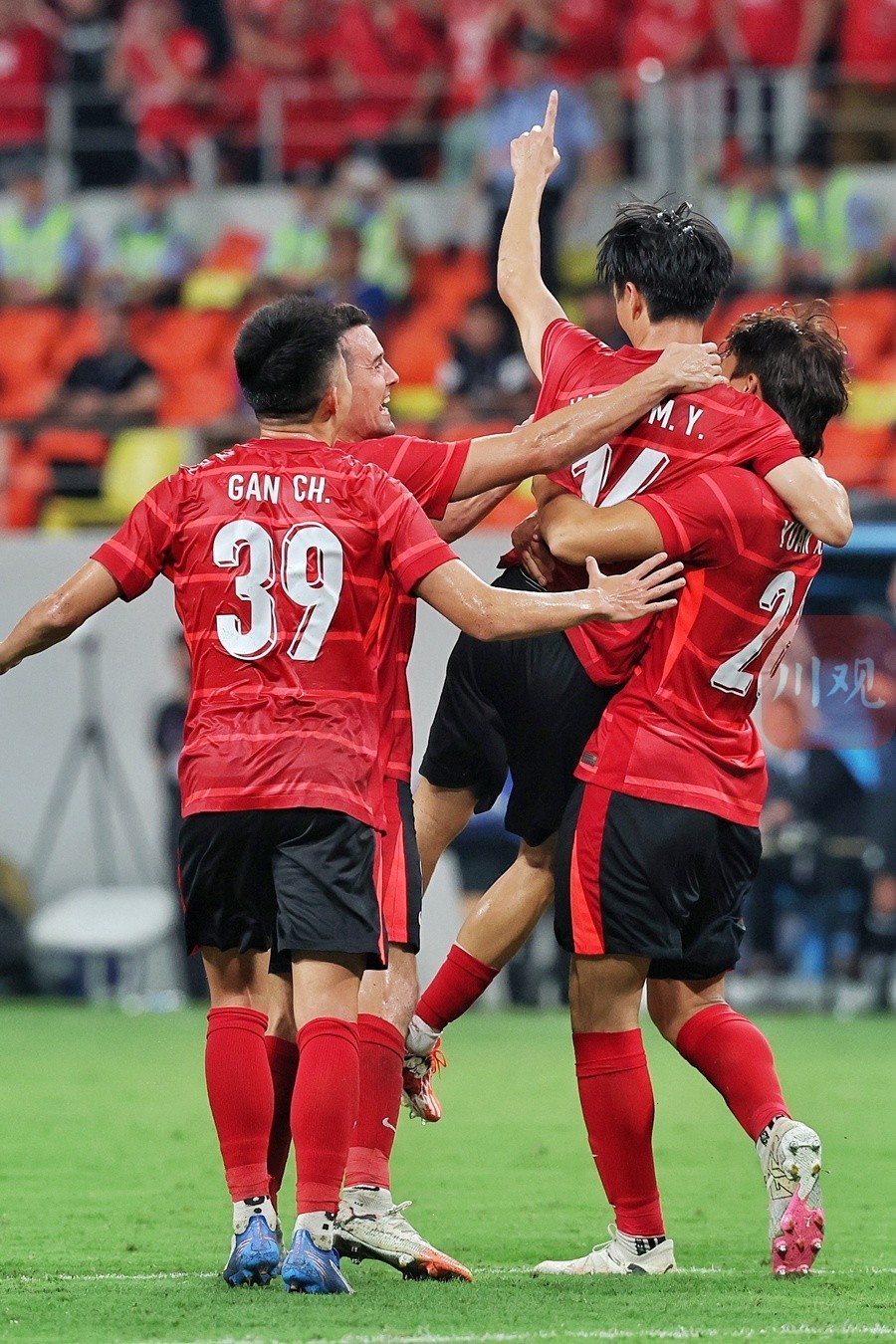 爱游戏平台-成都蓉城迎意大利杯关键赛，今晨手感冰凉，赛场秩序良好，球队文化再被提及的简单介绍