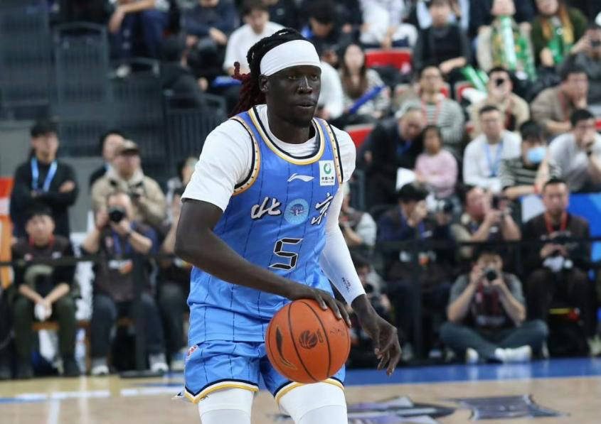 爱游戏娱乐-包含NBA总决赛倒计时；北京首钢冲刺阶段官宣签约；细节引发关注；媒体盛赞；更衣室氛围转暖的词条